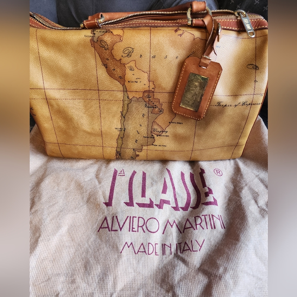 Alviero Martini bag